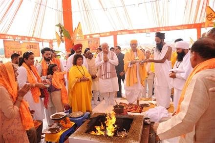 मन को प्रसन्न रखना सबसे बड़ा तप : सुधांशु जी महाराज