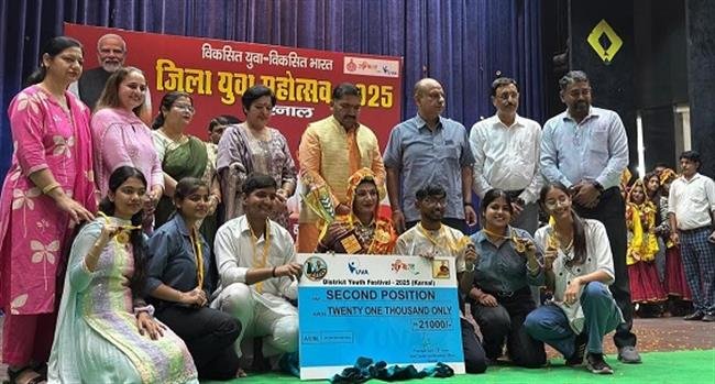 THE TEAM FROM GURU BRAHMAN NAND POLYTECHNIC COLLEGE FINISHED SECOND IN THE YOUTH FESTIVAL HELD IN KARNAL.