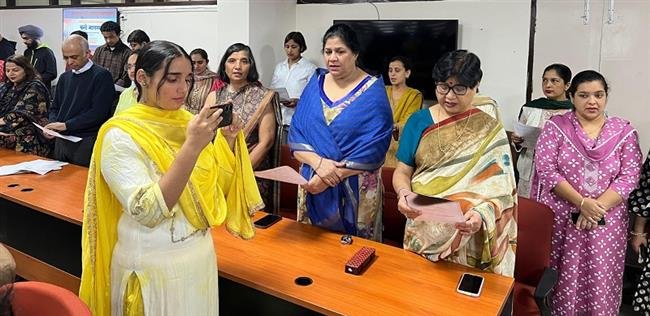 राष्ट्रीय गीत वंदे मातरम् के 150 वर्ष पूरे होने पर भव्य समारोह का आयोजन