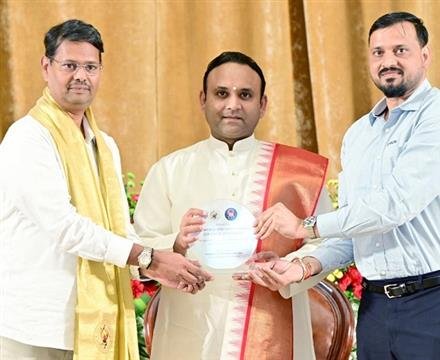 GLOBAL VISION, LOCAL IMPACT: CSR CIRCLE OF HONOUR 2025 FELICITATES LEADERS EMBODYING THE SPIRIT OF ONE WORLD, ONE FAMILY