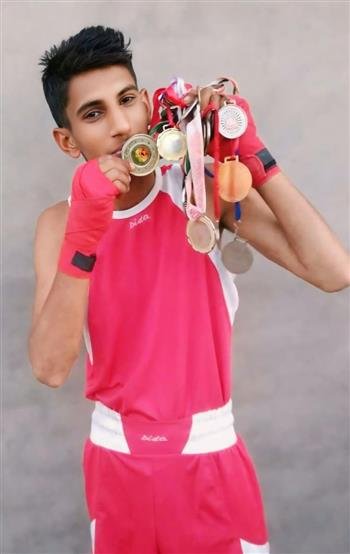 BOXING PLAYER SURAJ ROHILLA OF JIND BRINGS LAURELS