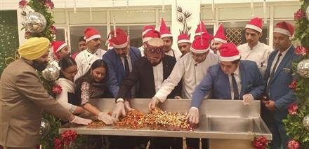 VELVET CLARKS EXOTICA, ZIRAKPUR HOSTS A JOYOUS CAKE MIXING CEREMONY