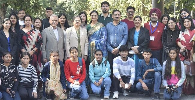 पंचमहाभूत : भारतीय ग्रन्थों में पंचतत्व और पर्यावरण संतुलन विषय पर राष्ट्रीय संगोष्ठी आयोजित