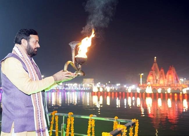 THE HOLY BOOK GITA OFFERS SOLUTION TO EVERY PROBLEM IN THE WORLD: NAYAB SINGH SAINI