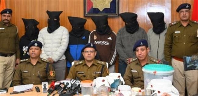 CHANDIGARH POLICE  BUSTED TWO  INTER-STATE NARCO SYNDICATES, 12 ARRESTED WITH COCAINE, HEROIN WORTH RS. 8.15 CRORES