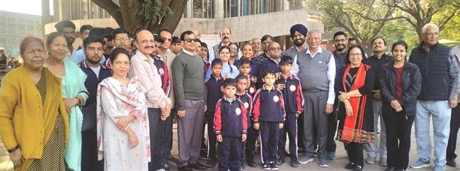 MATRI CHHAYA ASHRAM CHILDREN TAKEN ON AN EDUCATIONAL TOUR