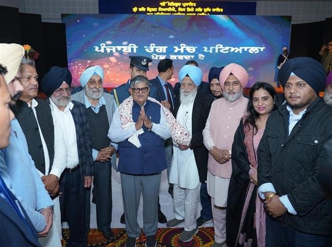 गुरु हरकृष्ण पब्लिक स्कूल  में श्री गुरु तेग बहादुर जी के 350वें शहीदी दिवस को समर्पित लाइट एंड साउंड शो का आयोजन