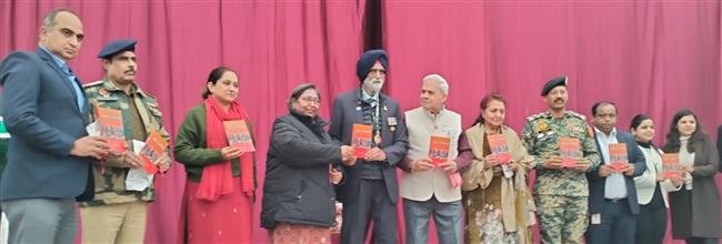 TRIBUTES PAID TO THE SACRIFICES OF THE COUNTRY'S DEFENDERS AT ASAFWALA WAR MEMORIAL