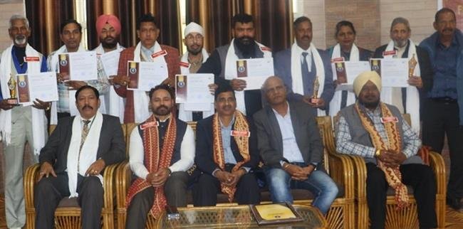 फीडफ्रंट के नवनिर्वाचित पत्रकारों ने शपथ ग्रहण की