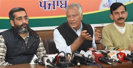 AN IMPARTING PROBE SHOULD BE CONDUCTED INTO GANGSTER’S ALLEGATIONS OF LINKS WITH CMO AND USE OF GANGSTERS IN ELECTIONS: SUNIL JAKHAR