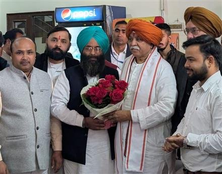 प्रवीण तोगड़िया का जोरदार स्वागत