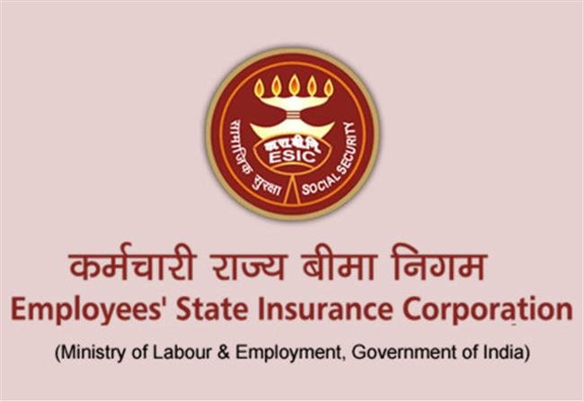 ई एस आई डिस्पेंसरी पंचकूला की दादागिरी- नियम मनवाऊंगा लेकिन मांगने पर नियम की कॉपी नहीं दिखाऊंगा