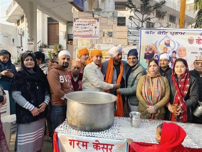 शहीदी माह में साहिबज़ादों की शहादत की स्मृति में केसर के दूध लंगर का आयोजन