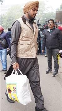 HISTORIC STEP BY AAP MLAs: VOICE OF 10 LAKH MGNREGA FAMILIES WILL REACH THE PM