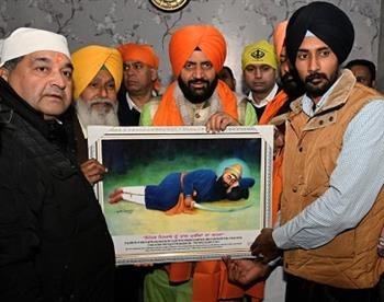 हरियाणा के मुख्यमंत्री नायब सिंह सैनी ने चरण कंवल साहिब माछीवाड़ा गुरुद्वारा साहिब में टेका माथा