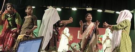 REKHA RANI WINS BEST ACTRESS AWARD AT NATIONAL DRAMA FESTIVAL