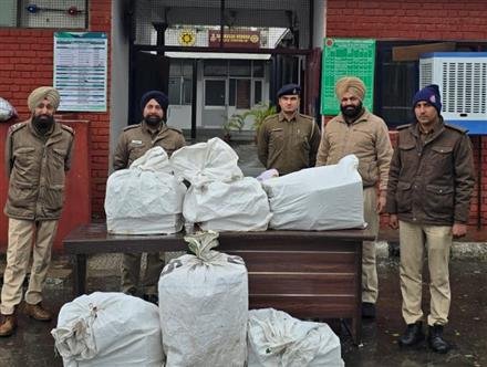 CHANDIGARH POLICE CRACK DOWN ON ILLICIT LIQUOR SELLER, HUGE QUANTITY OF ILLICIT LIQUOR RECOVERED