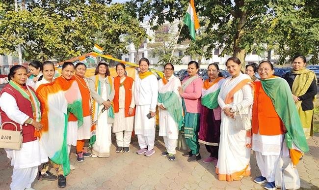 महिला पतंजलि योग समिति ने मनाया गणतंत्र दिवस