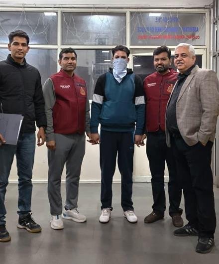 DELHI POLICE NABBED FAKE IB OFFICER DECLARED PROCLAIMED OFFENDER