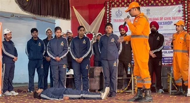 CIVIL DEFENCE TRAINING ORGANIZED AT DAV COLLEGE ABOHAR