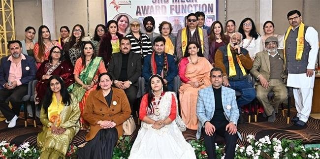 ज्योतिष ज्ञान संस्था की ओर से आईबीएसईए के सहयोग से भव्य मेगा अवॉर्ड फंक्शन का आयोजन