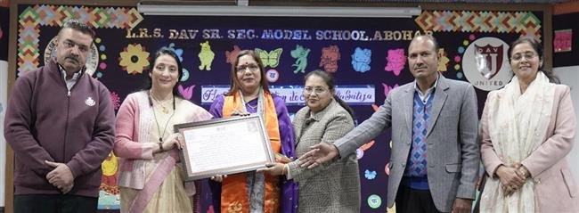 ALKA SATIJA FELICITATED ON RETIREMENT AFTER 28 YEARS OF SERVICE