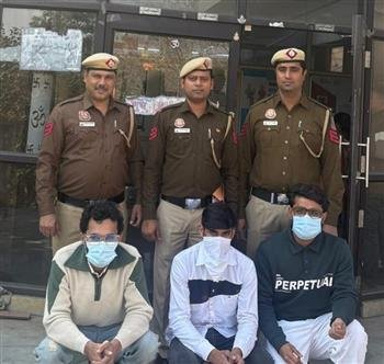 DELHI CYBER POLICE NABS THREE  FRAUDSTERS FOR CHEATING ON PRETEXT OF SELLING ELECTRICAL ITEMS