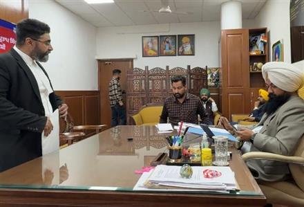 BAJWA LAWYER APPEARS IN THE CASE OF OBJECTIONABLE REMARKS AGAINST CABINET MINISTER HARBHAJAN SINGH ETO