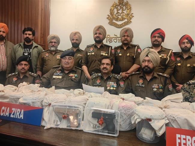 HEROIN HAUL OF 22.295 KG; FOUR HELD BY CIA