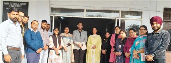 NATIONAL SEMINAR DISCUSSES TECHNOLOGY DRIVEN SOCIETY: OPPORTUNITIES, RISKS  AND CHALLENGES