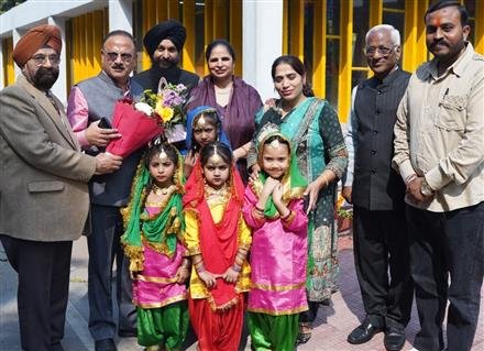 SEHAJJOT SR. SEC. SCHOOL, DHANAS CELEBRATES ANNUAL FUNCTION WITH GRANDEUR AT PU  LAW AUDITORIUM