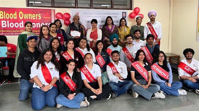 सेक्टर-50 जीसीसीबीए के एनएसएस और रेड रिबन क्लब ने थैलेसीमिया रोगियों के लिए 107 यूनिट  रक्त एकत्र किया