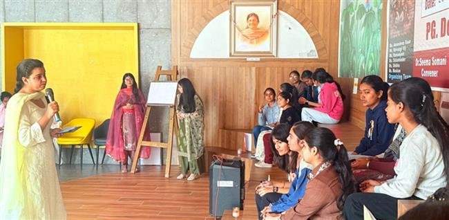 LES AVANT-GARDES VERBAUX” ORGANIZED AT GOPICHAND ARYA MAHILA COLLEGE