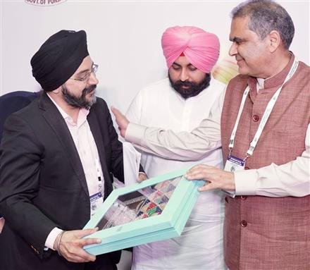 PROGRESSIVE PUNJAB INVESTORS’ SUMMIT:  UK FIRM “3 ASSOCIATES” ANNOUNCES ₹1,407-CRORE INVESTMENT